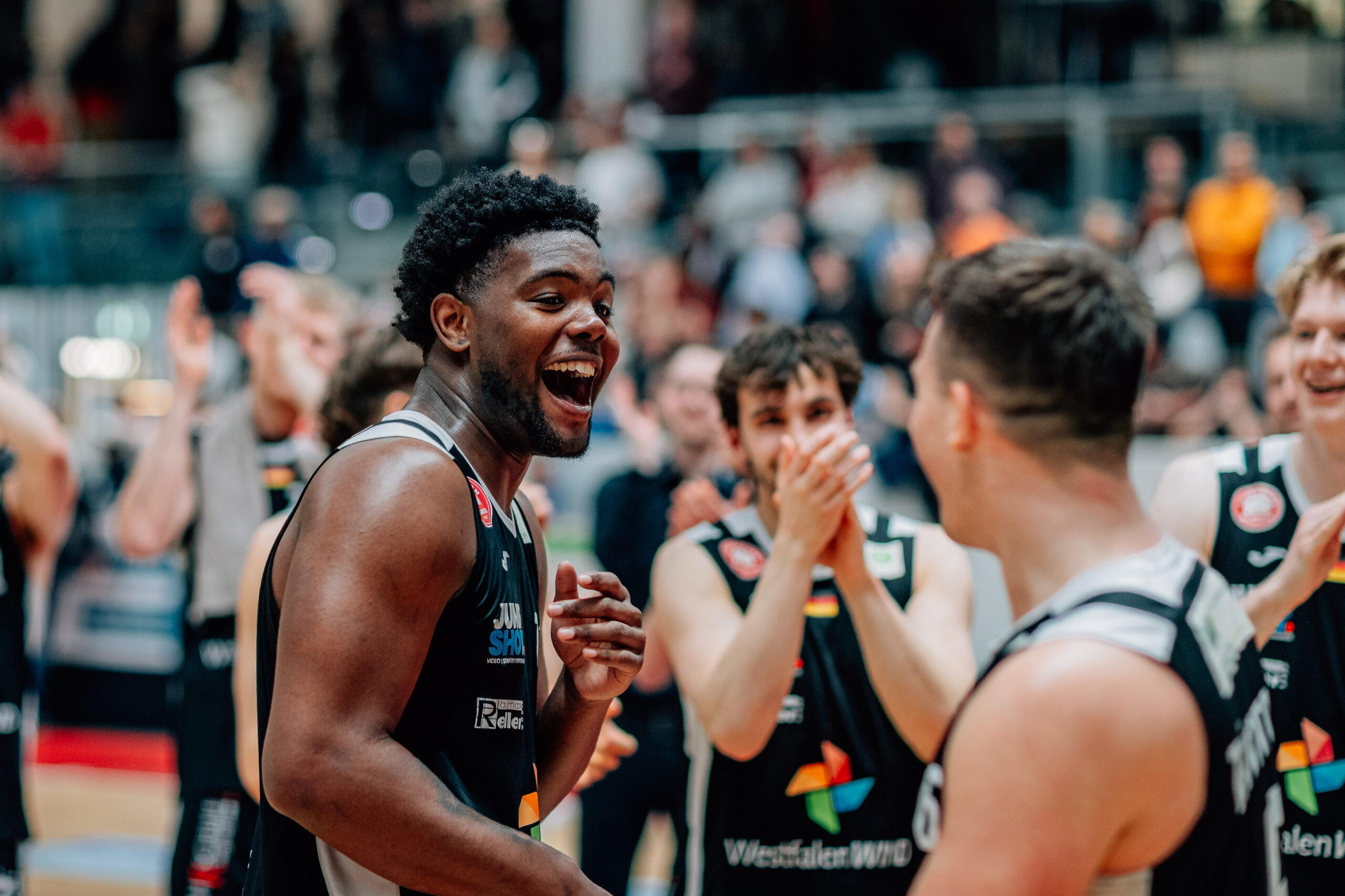 BB-2BL SBB Baskets – Paderborn Baskets